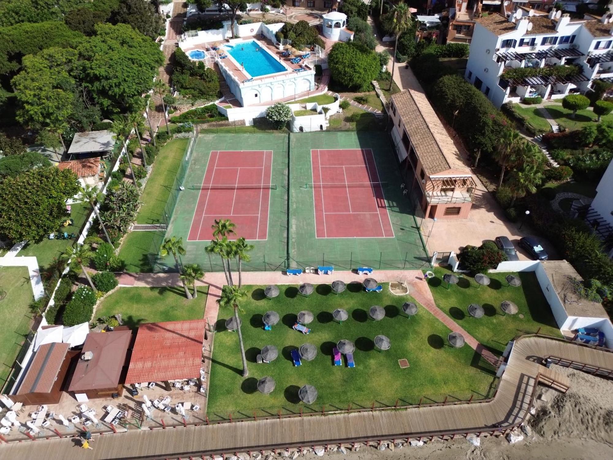 Alhamar Beachfront In Calahonda Apartamento Sitio de Calahonda