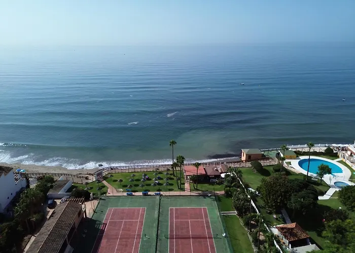 Alhamar Apartment Beachfront In Calahonda