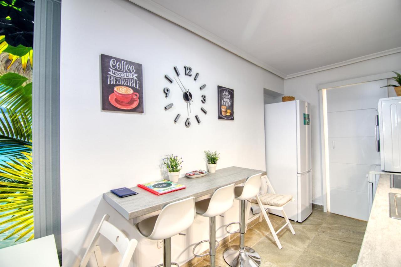 Apartment Alhamar Beachfront In Calahonda *
