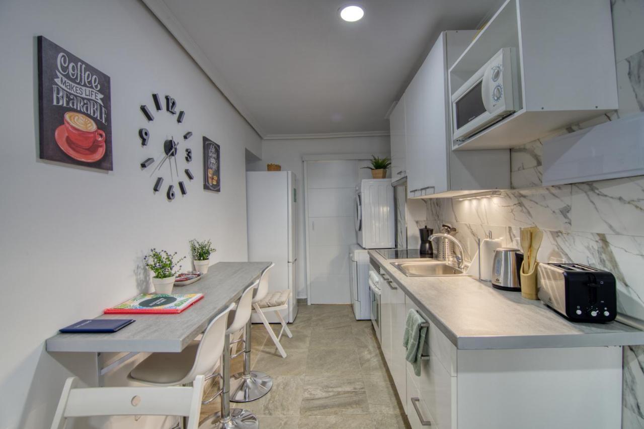 Apartment Alhamar Beachfront In Calahonda